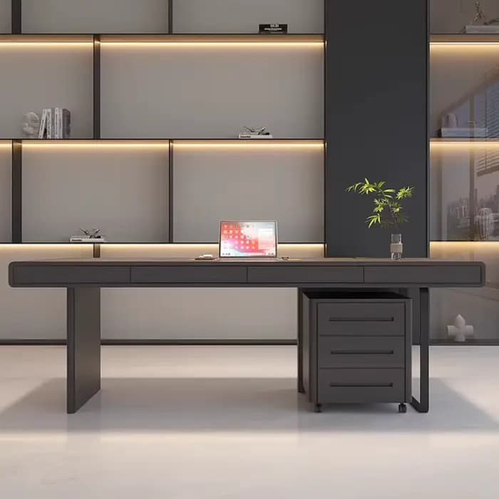 Bureau ergonomique spacieux