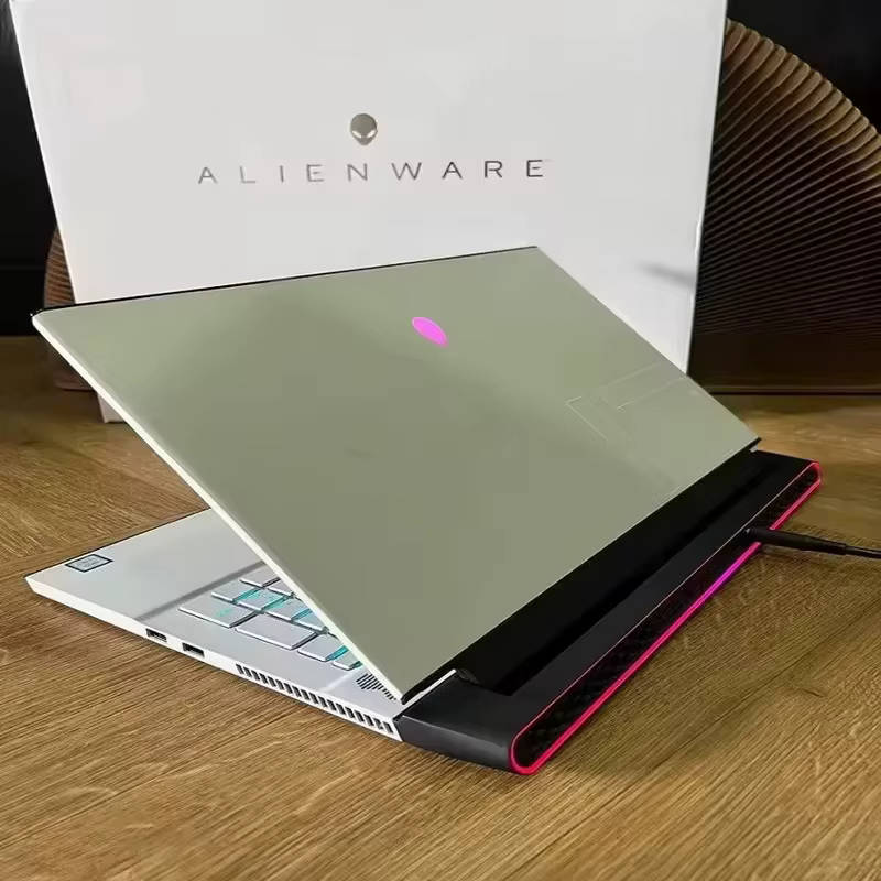 Ordinateur portable de jeu AUTHENTIQUE Alienware M17 R3 2,6 GHz 64 Go 1 To 2 To 17,3 pouces Catégori