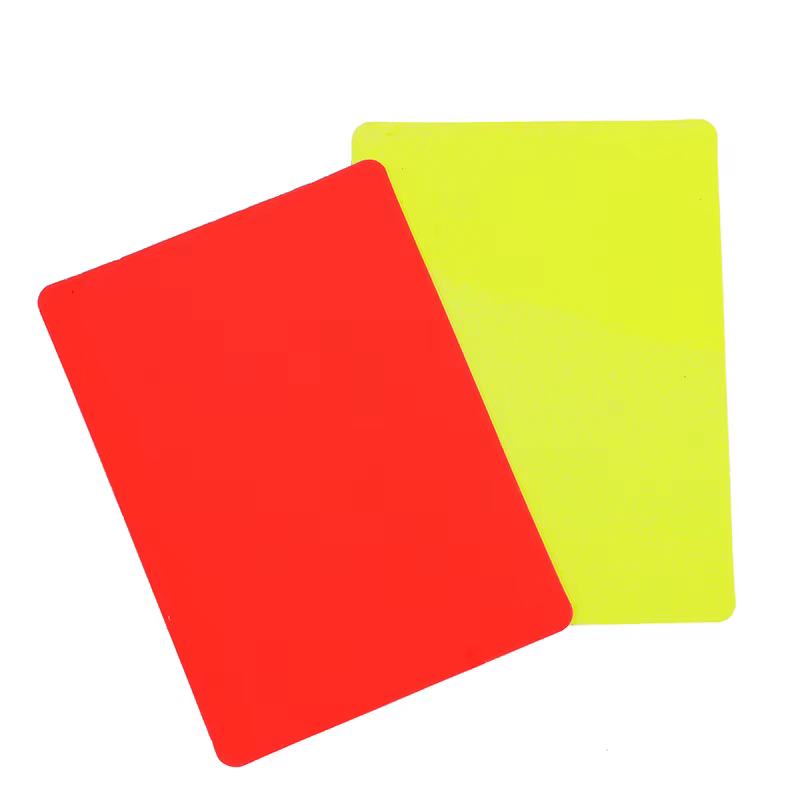 Ensemble de cartes rouges et jaunes d'arbitre avec bloc-notes, crayon et couverture en cuir – Outil 