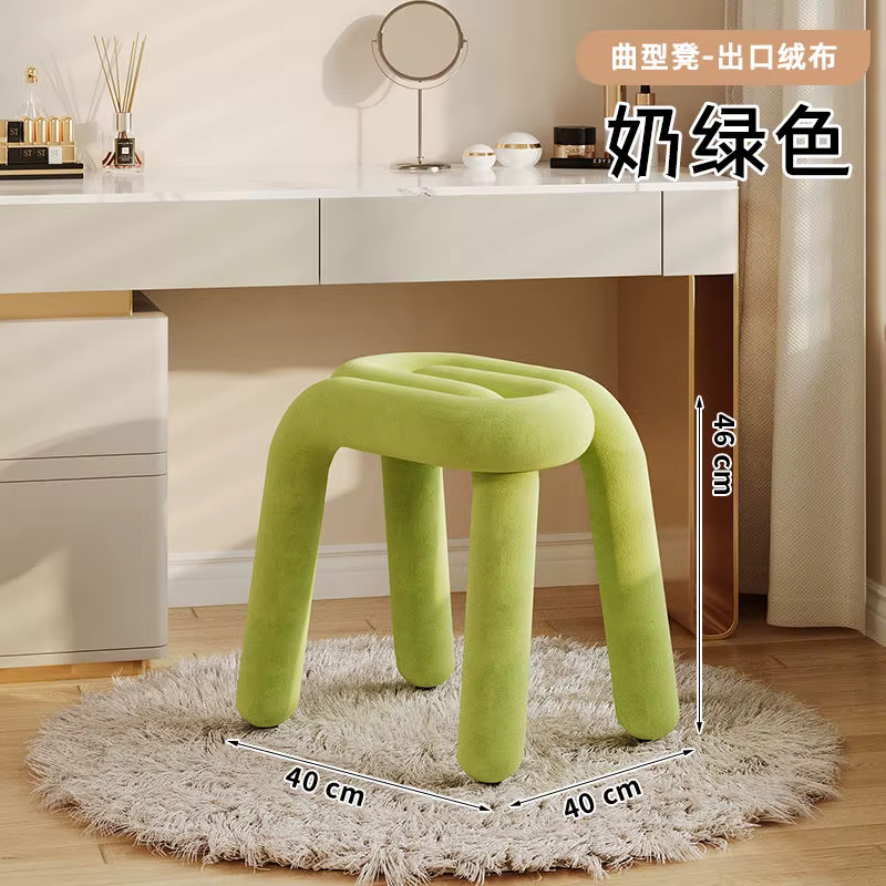 Chaise de maquillage créative douce de forme irrégulière pour filles, lumière de chambre à coucher,