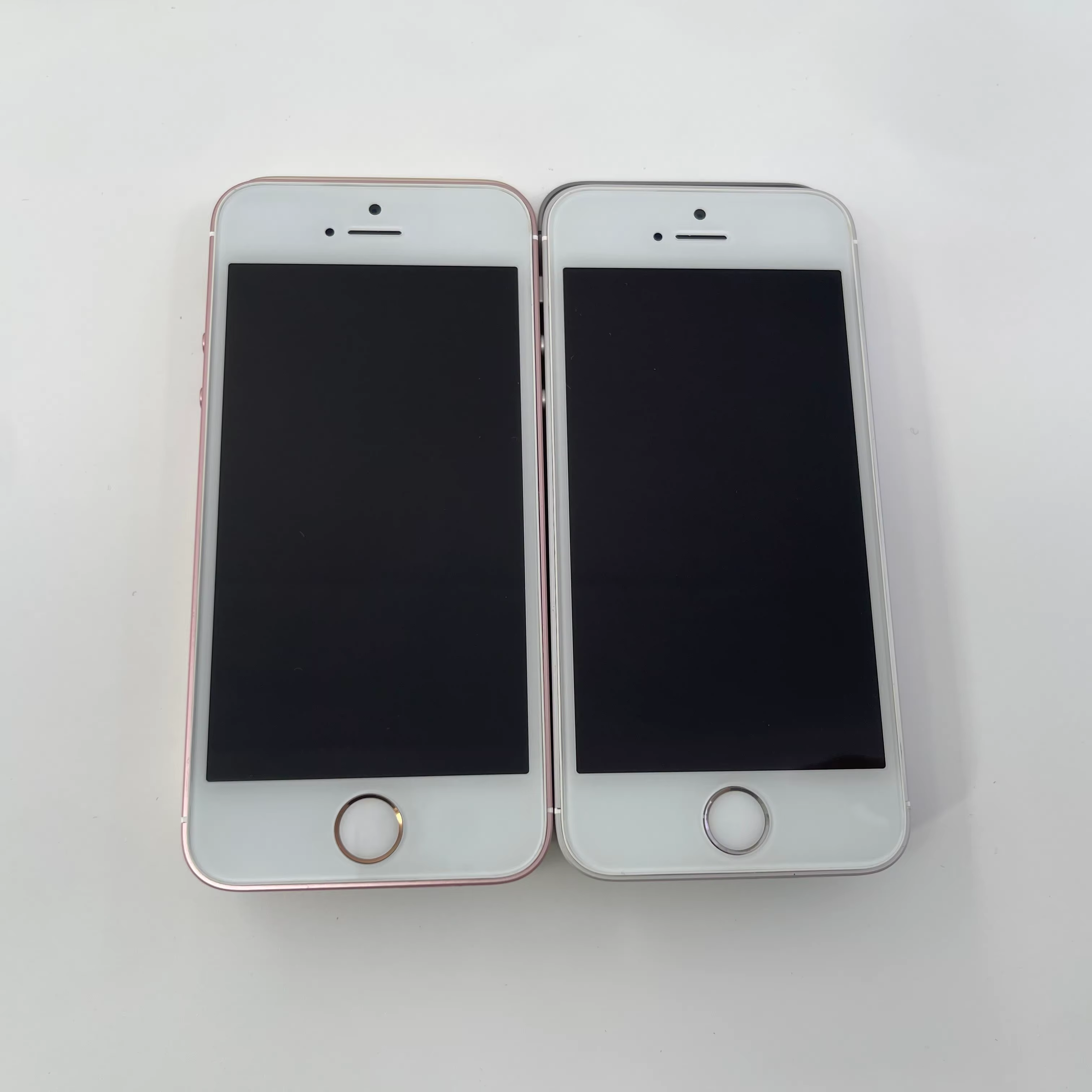 Original débloqué Apple iPhone SE téléphone portable 4G LTE 4.0 '2GB RAM 16/64GB ROM A9 double cœur Touch ID téléphone portable utilisé iphonese
