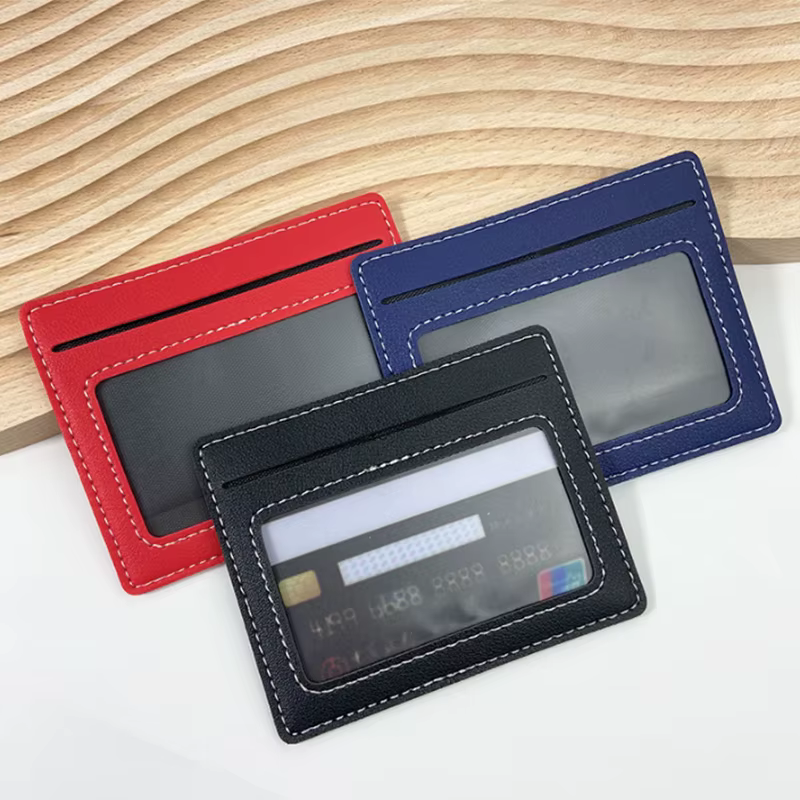 Porte-carte d'identité d'affaires de luxe initiales personnalisées en gros portefeuille de carte en cuir PU graver le nom sac de carte mince femme homme porte-monnaie