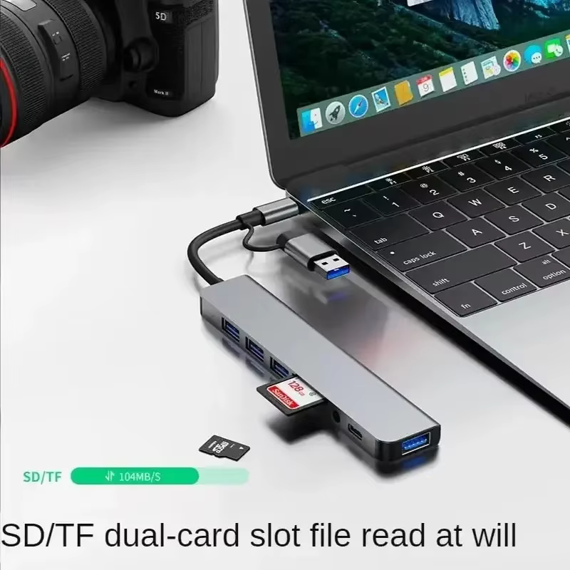 HUB USB 8 en 2 avec lecteur de carte répartiteur