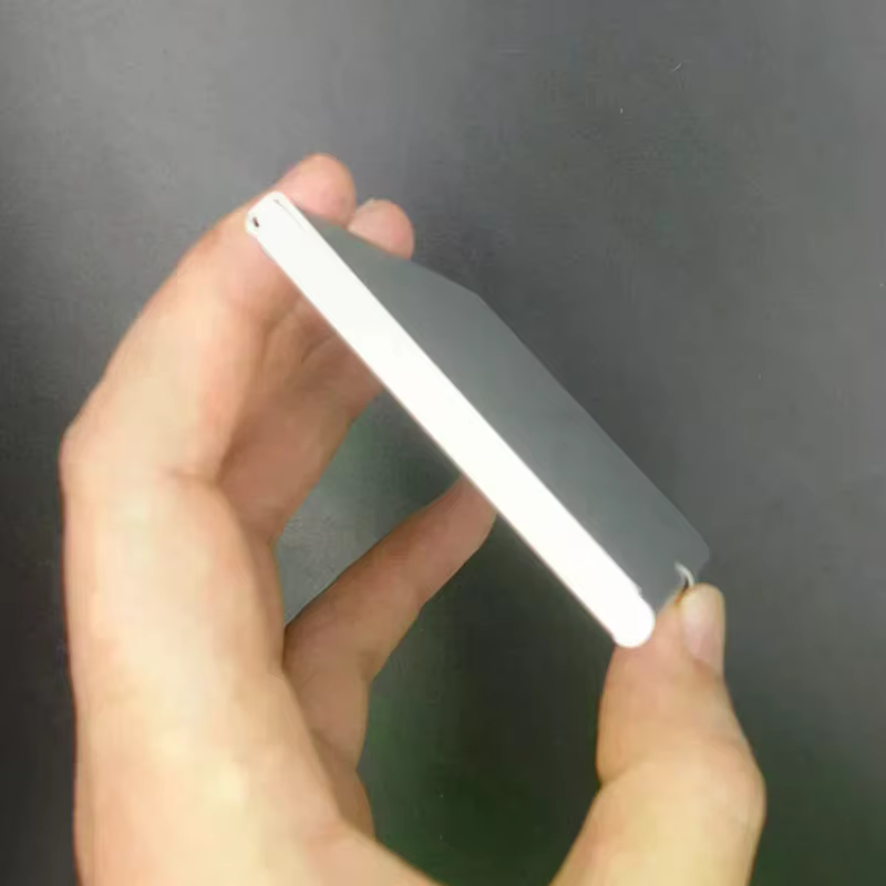 Boîtier de rangement portable en aluminium pour cartes SIM et cartes mémoire Nano, avec 12 emplacements pour cartes SIM et 1 emplacement pour carte PIN