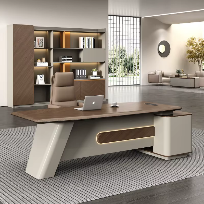 Bureau d'ordinateur créatif en bois