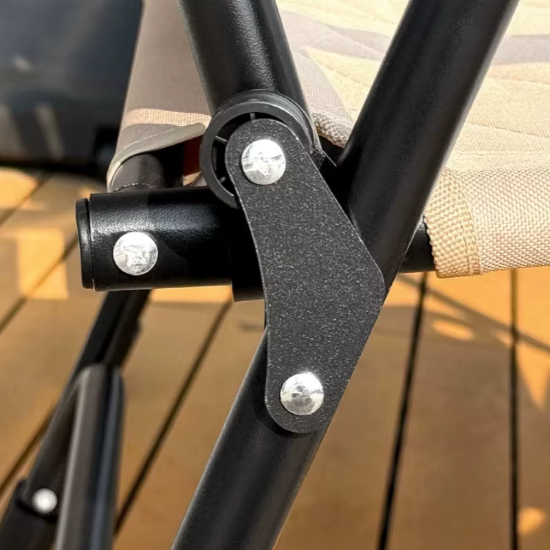 Accessoires de plage, chaise longue ultralégère pour l'extérieur, chaise longue relaxante, chaise longue d'extérieur avec accoudoirs, chaise de terrasse, chaise de voyage, mobilier pour enfants