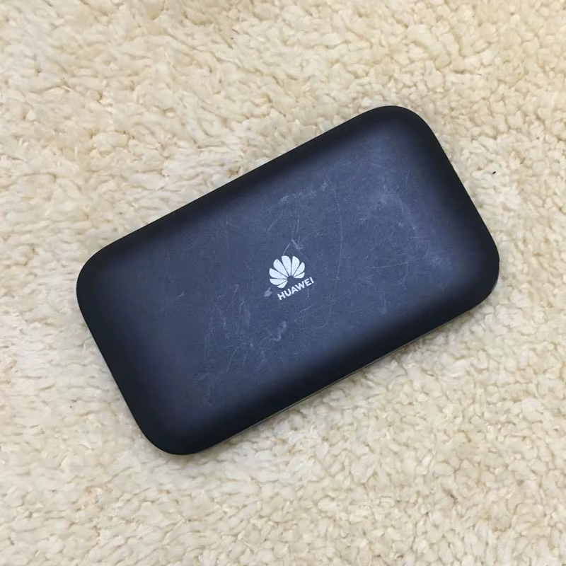 Huawei E5783B-230 Voyage WiFi Hotspot sourire rapide 4G 300Mbps Routeur Sans Fil
