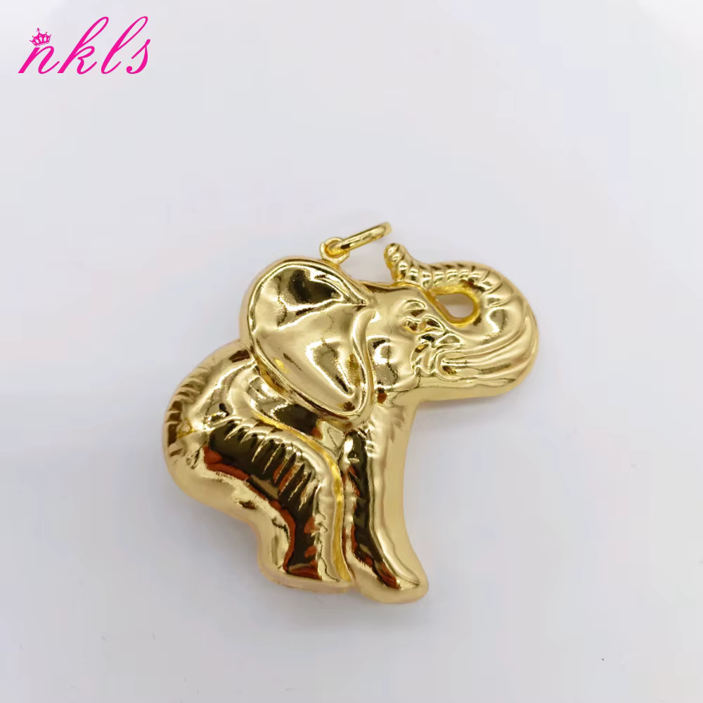 Carte de mode du pendentif africain couleur or Hip Hop femmes hommes collier populaire pendentif de luxe en acier inoxydable chaîne de cuivre bijoux