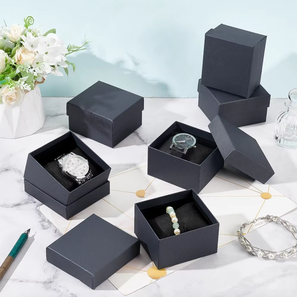 Boîte-cadeau de rangement de montre en carton Kraft, boîte à bijoux rectangulaire 3.2x3x2 pouces avec coussin en tissu non tissé pour bracelet, 6 paquets