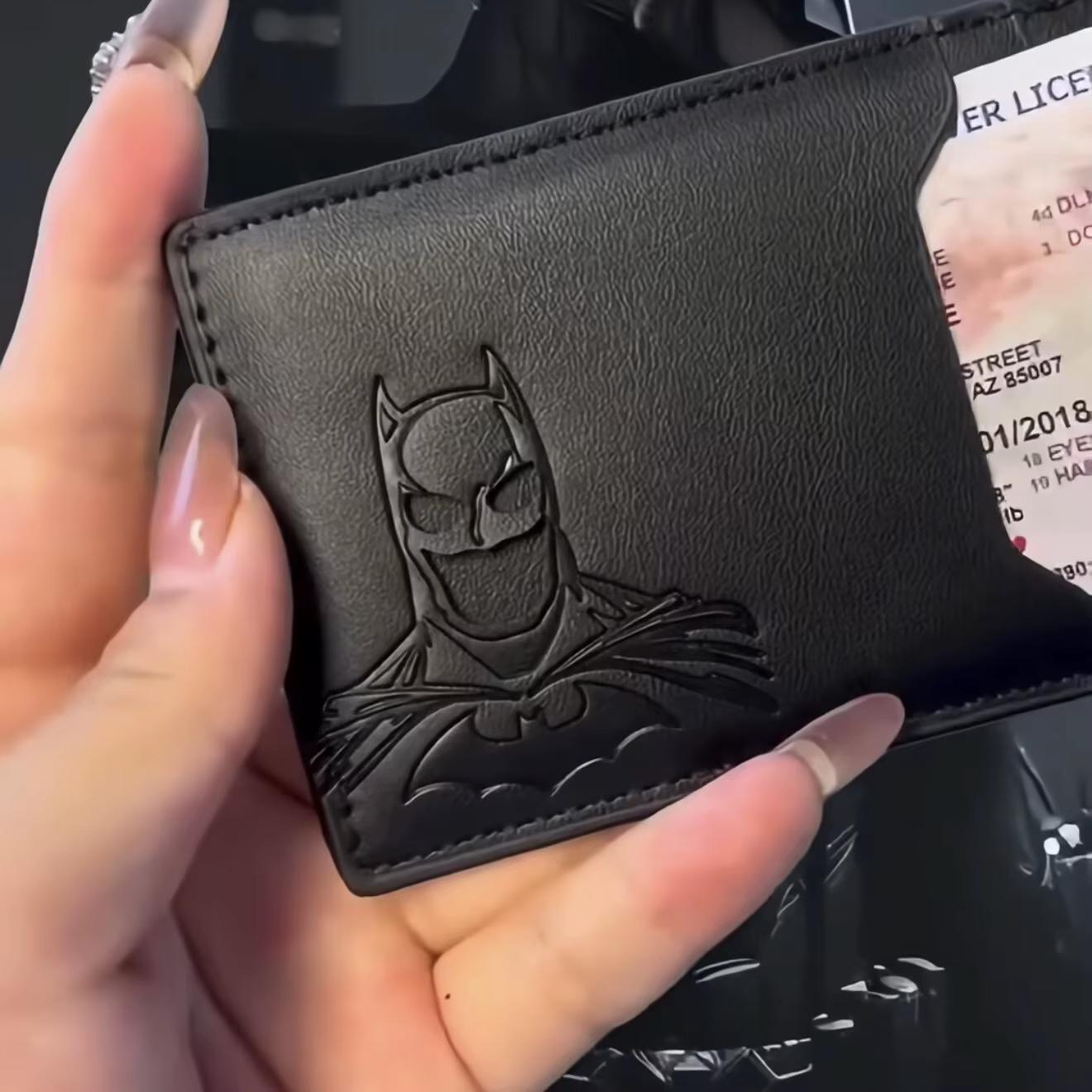 Porte-carte d'identité Batman, abstrait, drôle, super-héros, couverture de carte noire, portefeuille d'occultation de documents portable pour le stockage des cartes d'étudiant et de travail
