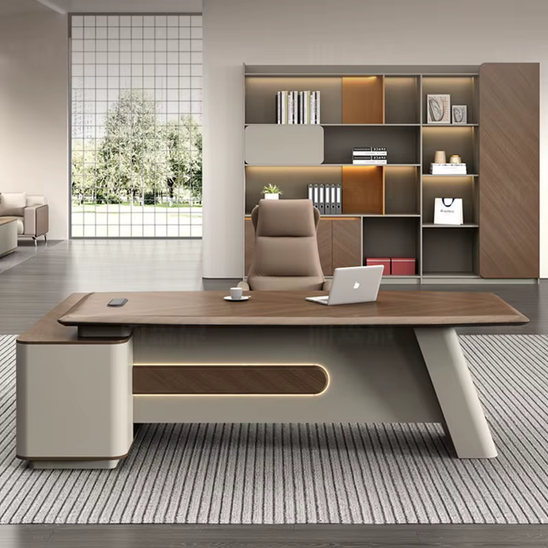 Bureau d'ordinateur créatif en bois