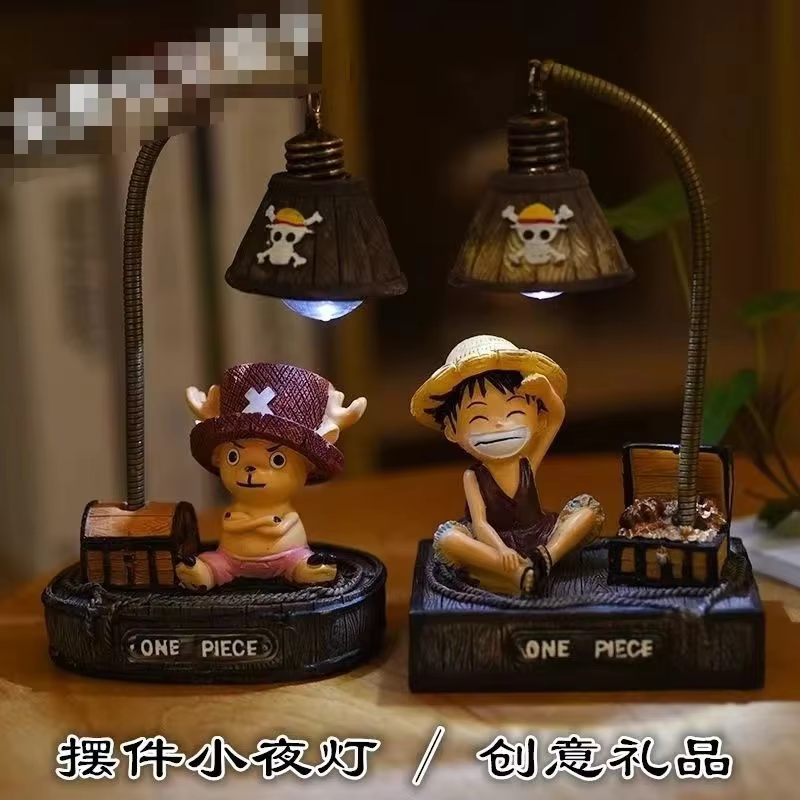 Une pièce Luffy dessin animé créatif bureau petits ornements cadeau d'anniversaire veilleuse décoration intérieure cadeaux pour amis Kawaii
