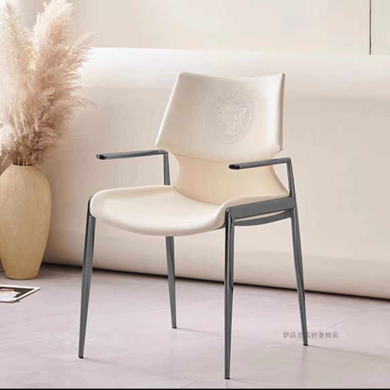 Chaise de salle à manger moderne italienne, fauteuil de luxe à dossier haut pour cuisines ouvertes et maisons modèles, chaise de Restaurant approuvée par le design