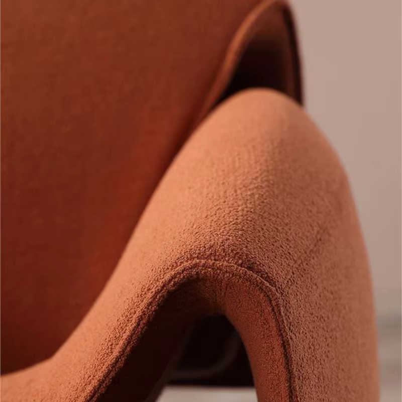 Chaise simple en forme de crabe