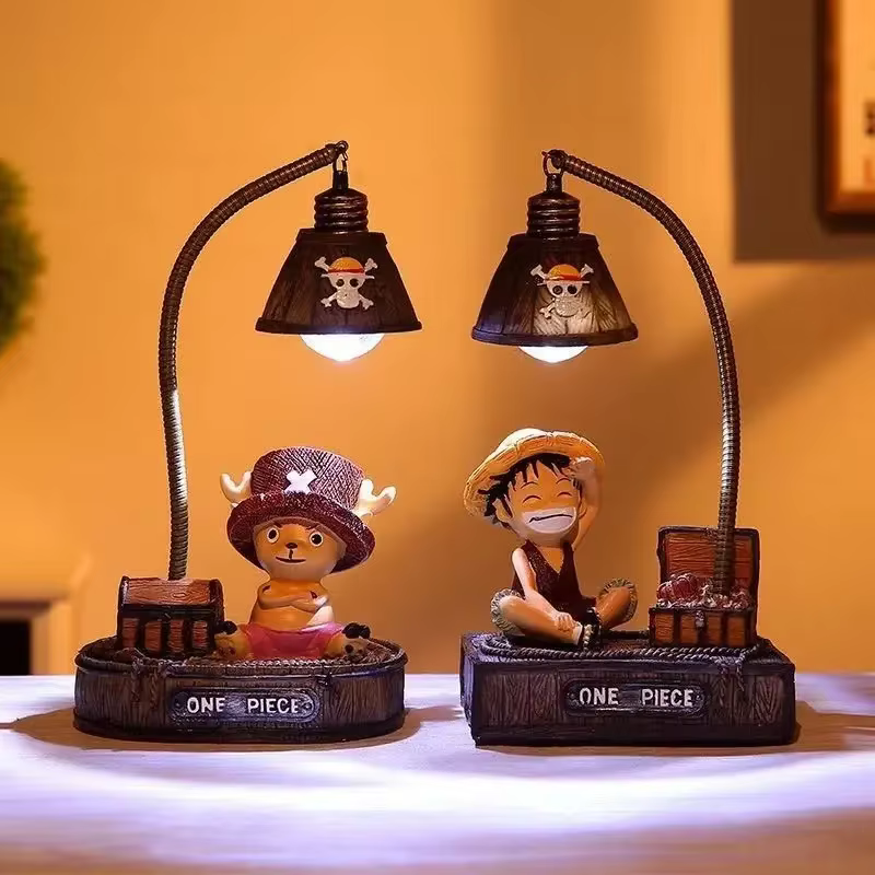 Une pièce Luffy dessin animé créatif bureau petits ornements cadeau d'anniversaire veilleuse décoration intérieure cadeaux pour amis Kawaii