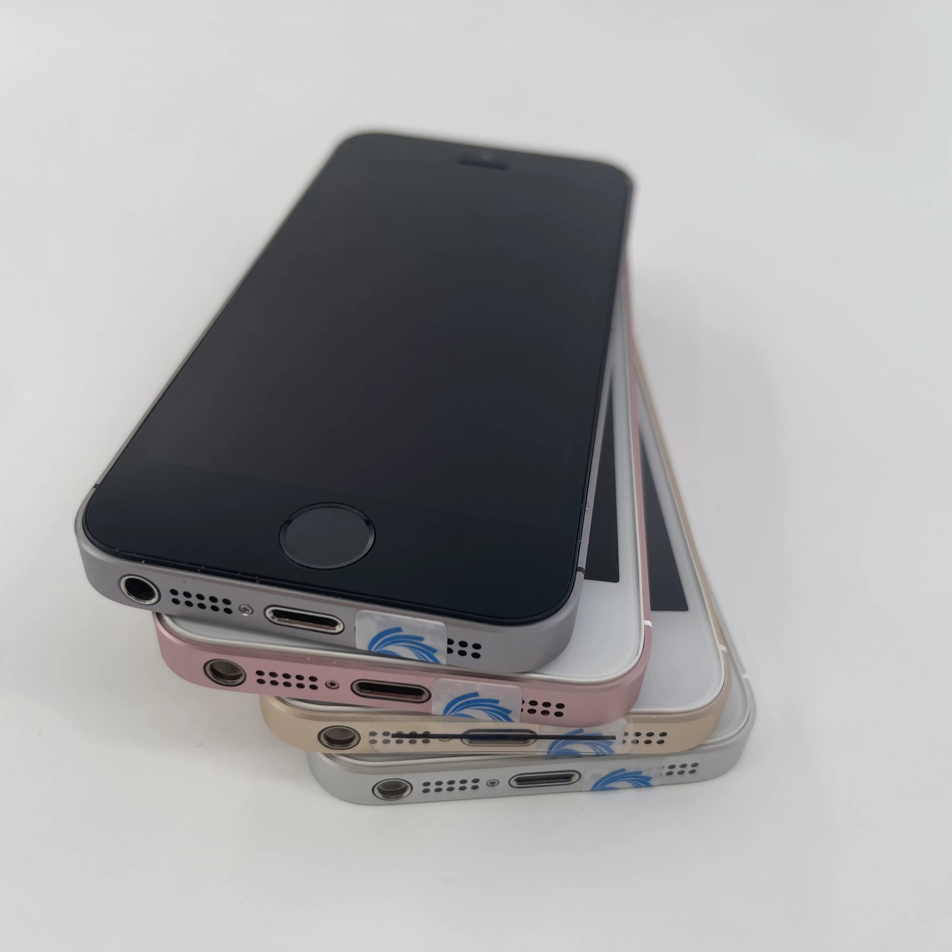 Original débloqué Apple iPhone SE téléphone portable 4G LTE 4.0 '2GB RAM 16/64GB ROM A9 double cœur Touch ID téléphone portable utilisé iphonese