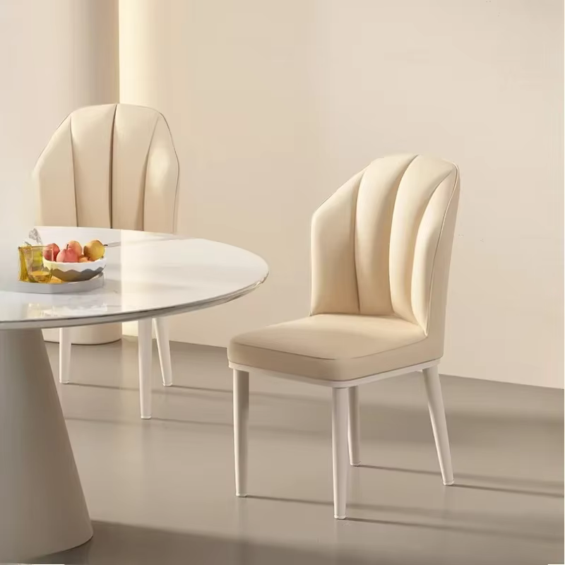 ​ ​ Chaise de salle à manger crème – Chaise longue minimaliste moderne avec pieds en bois, chaise d'appoint du milieu du siècle pour le salon et la salle à manger