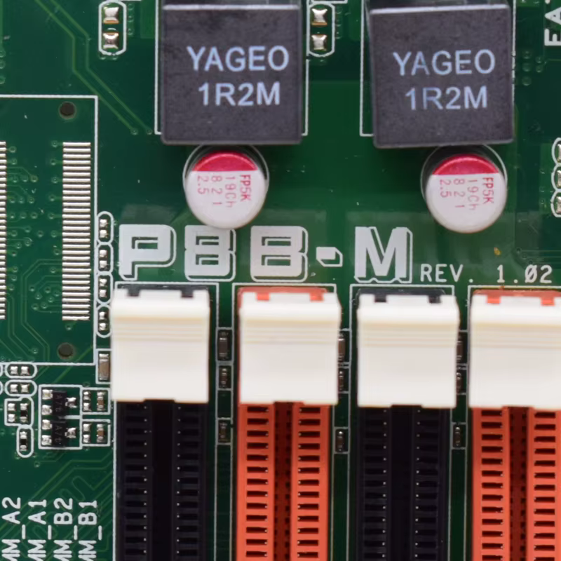 ASUS P8B-M Socket 1155 UATX carte mère 4 × DDR3 DIMM C204 prise en charge CPU Intel Xeon E3-1270 V2 I7-3770 I7-2600 4 × SATA II 1 × PCI