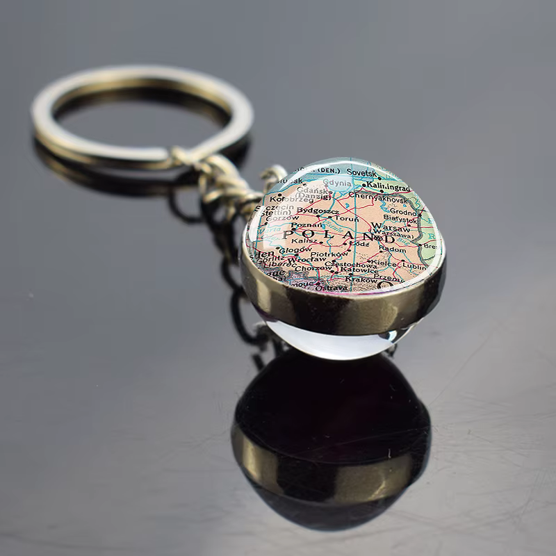 Porte-clés vintage avec carte des pays européens, France, Espagne, Pologne, Allemagne, Pologne, Italie, boule de verre, cadeau de voyage