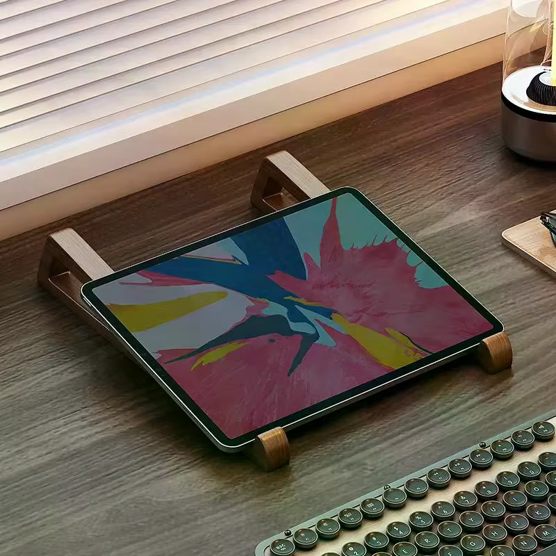 Support pour ordinateur portable en bois - Ergonomique réglable 12 ° Angle avec conception de refroidissement pour