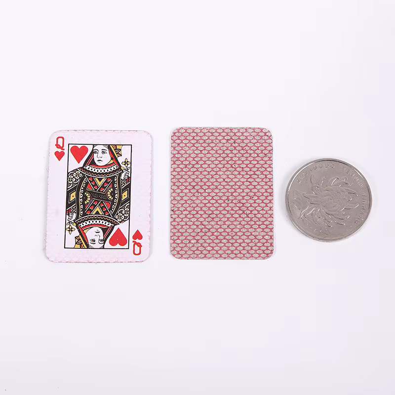 Mini cartes à jouer originales, jolies petites cartes à jouer, cartes à jouer de voyage, cartes à jouer créatives pour les doigts, cartes à jouer portables pour un seul joueur, cartes à jouer amusante