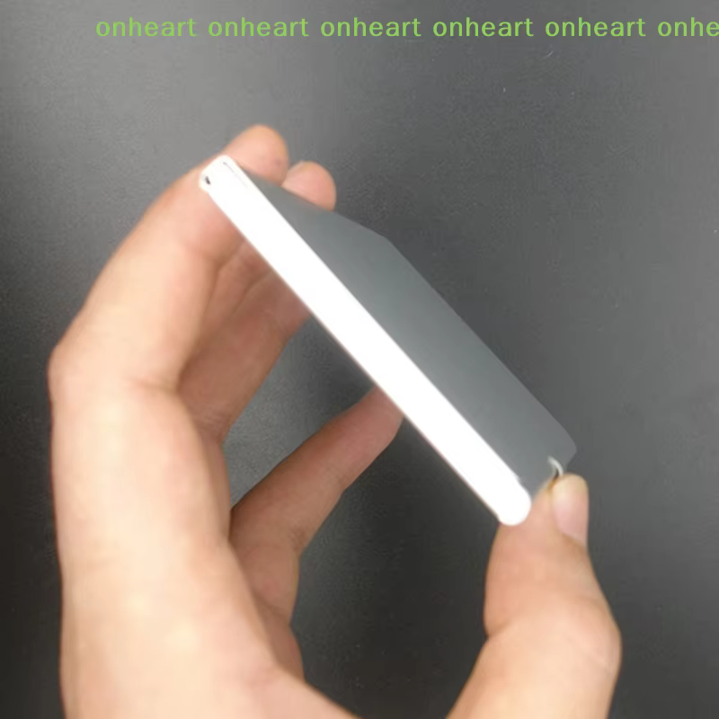 Boîtier de rangement portable en aluminium pour cartes SIM et cartes mémoire Nano, avec 12 emplacements pour cartes SIM et 1 emplacement pour carte PIN