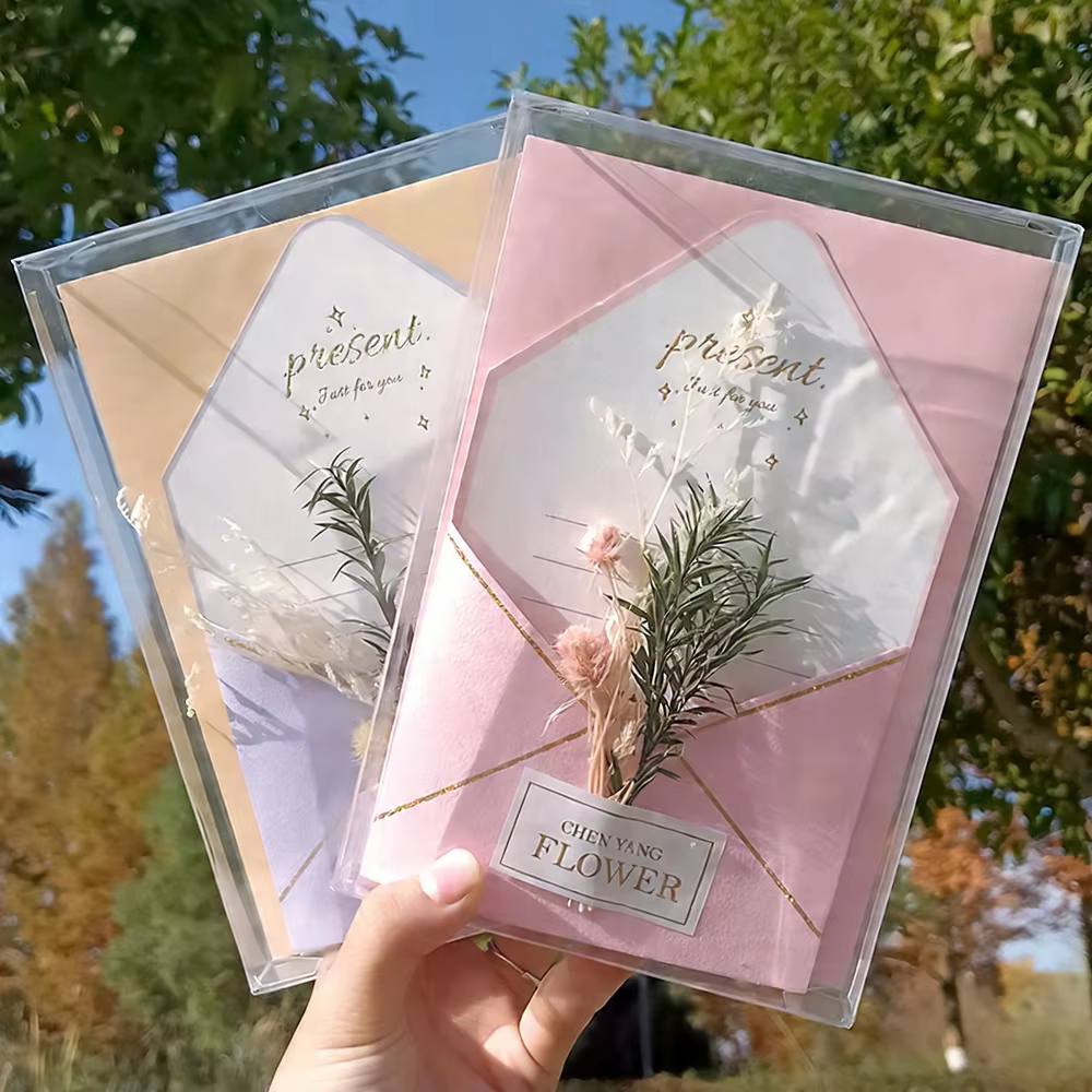 Carte de vœux avec fleurs séchées, estampage doré élégant, enveloppe rose, carte commémorative pour invitation, cadeau de fête