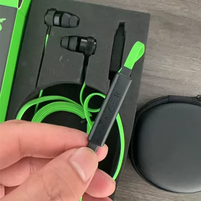 Casque filaire Razer HAMMERHEAD PRO V2 avec microphone