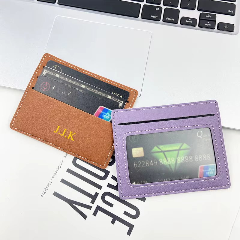Porte-carte d'identité d'affaires de luxe initiales personnalisées en gros portefeuille de carte en cuir PU graver le nom sac de carte mince femme homme porte-monnaie